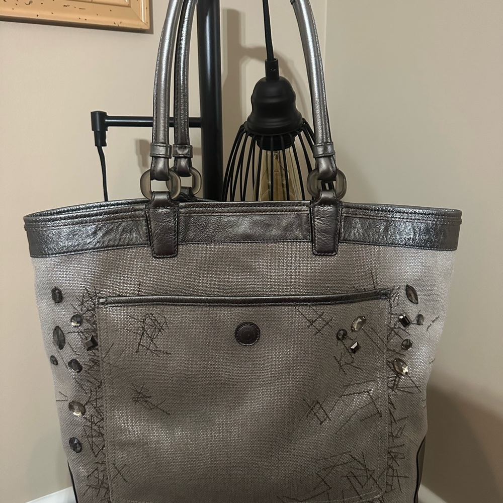 Coach Metallic Silver Tote Bag Jeweled Rare 18 x 15 x 4 w/Coach dust/paperbag - Picture 16 of 16